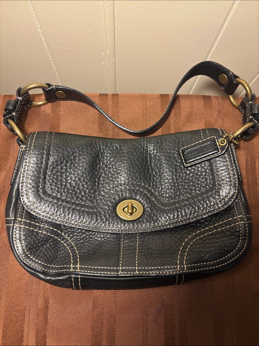 NWOT Vintage Coach Chelsea Black Pebbled Leather Demi Flap Bag Brass Turnlock